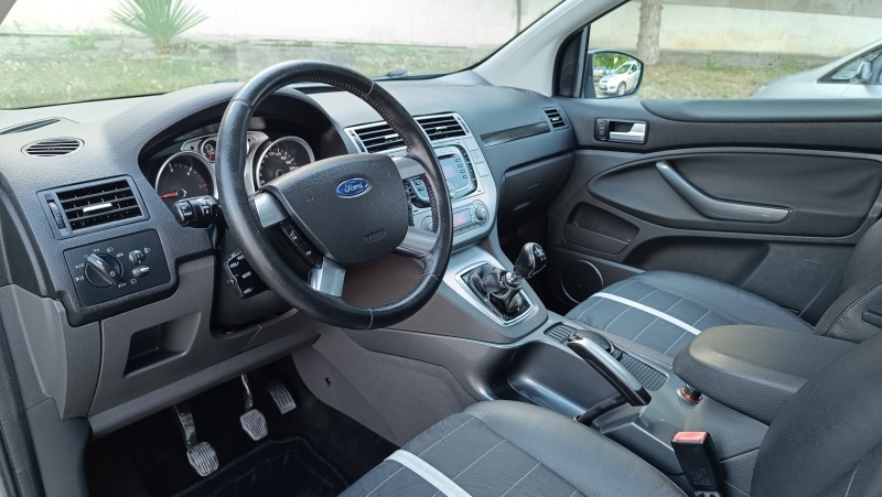 Ford Kuga 2.0TDCi 4x4, снимка 8 - Автомобили и джипове - 46705829