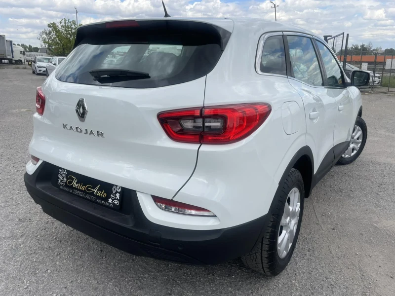 Renault Kadjar 1.5 DCI 115 * KEYLESS * LED * EURO 6 * , снимка 4 - Автомобили и джипове - 46828230