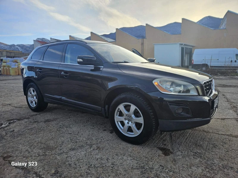 Volvo XC60, снимка 8 - Автомобили и джипове - 49578529