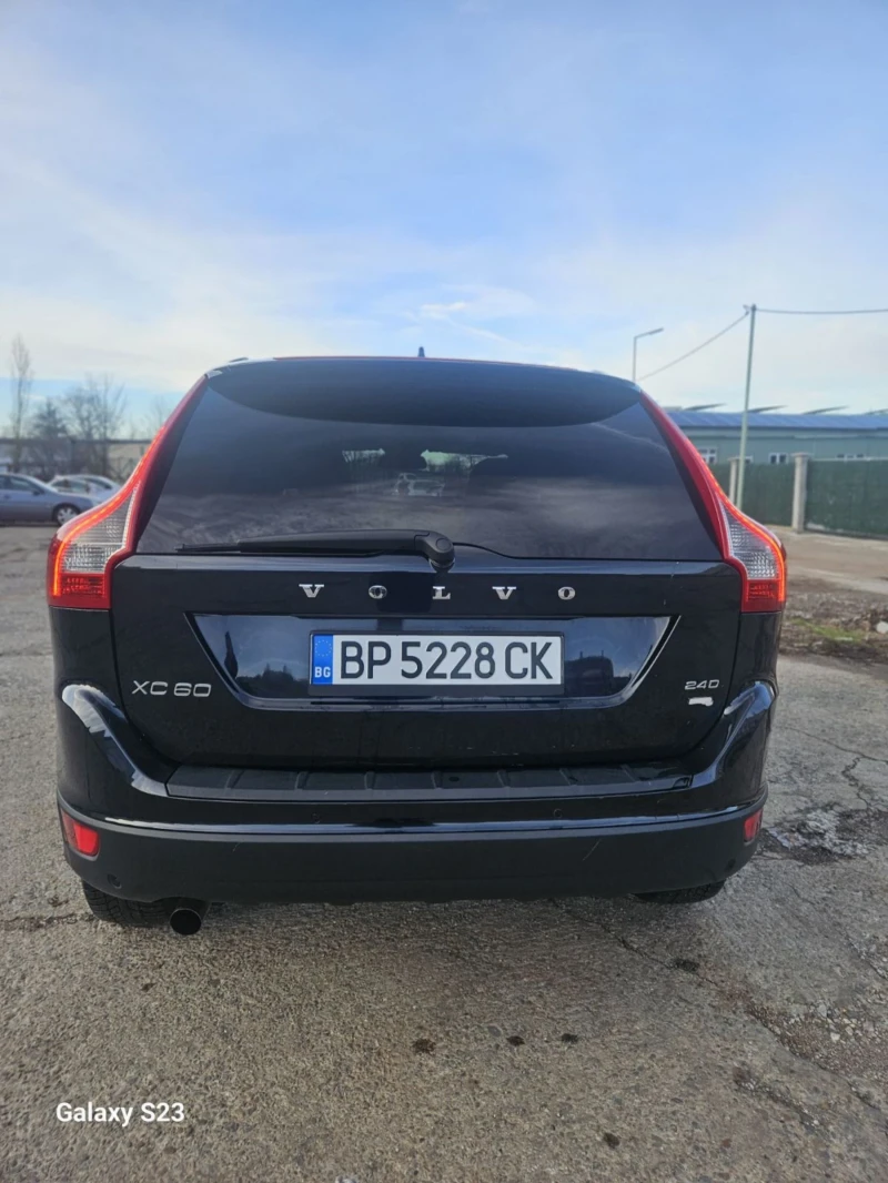 Volvo XC60, снимка 6 - Автомобили и джипове - 48522417