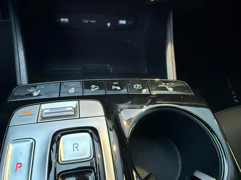 Hyundai Tucson 4wd excellence , снимка 13 - Автомобили и джипове - 52485163