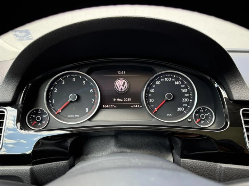 VW Touareg 3.6L, снимка 14 - Автомобили и джипове - 53424540