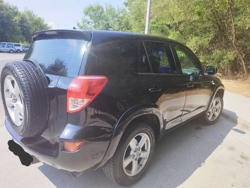 Toyota Rav4 2.2 D-CAT 4х4 - изображение 3