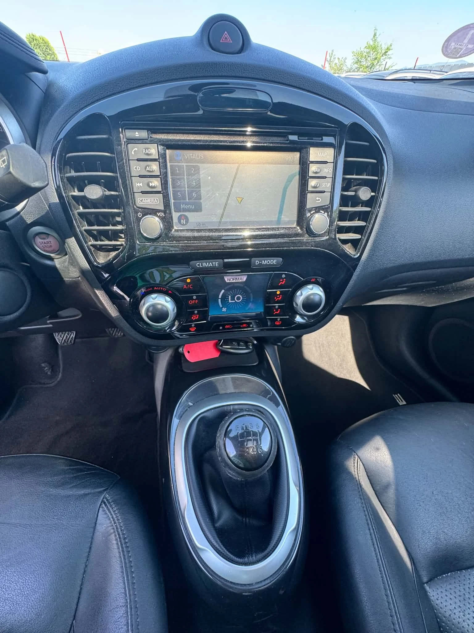 Nissan Juke 1.2 Turbo 116к.с, снимка 12 - Автомобили и джипове - 55105630