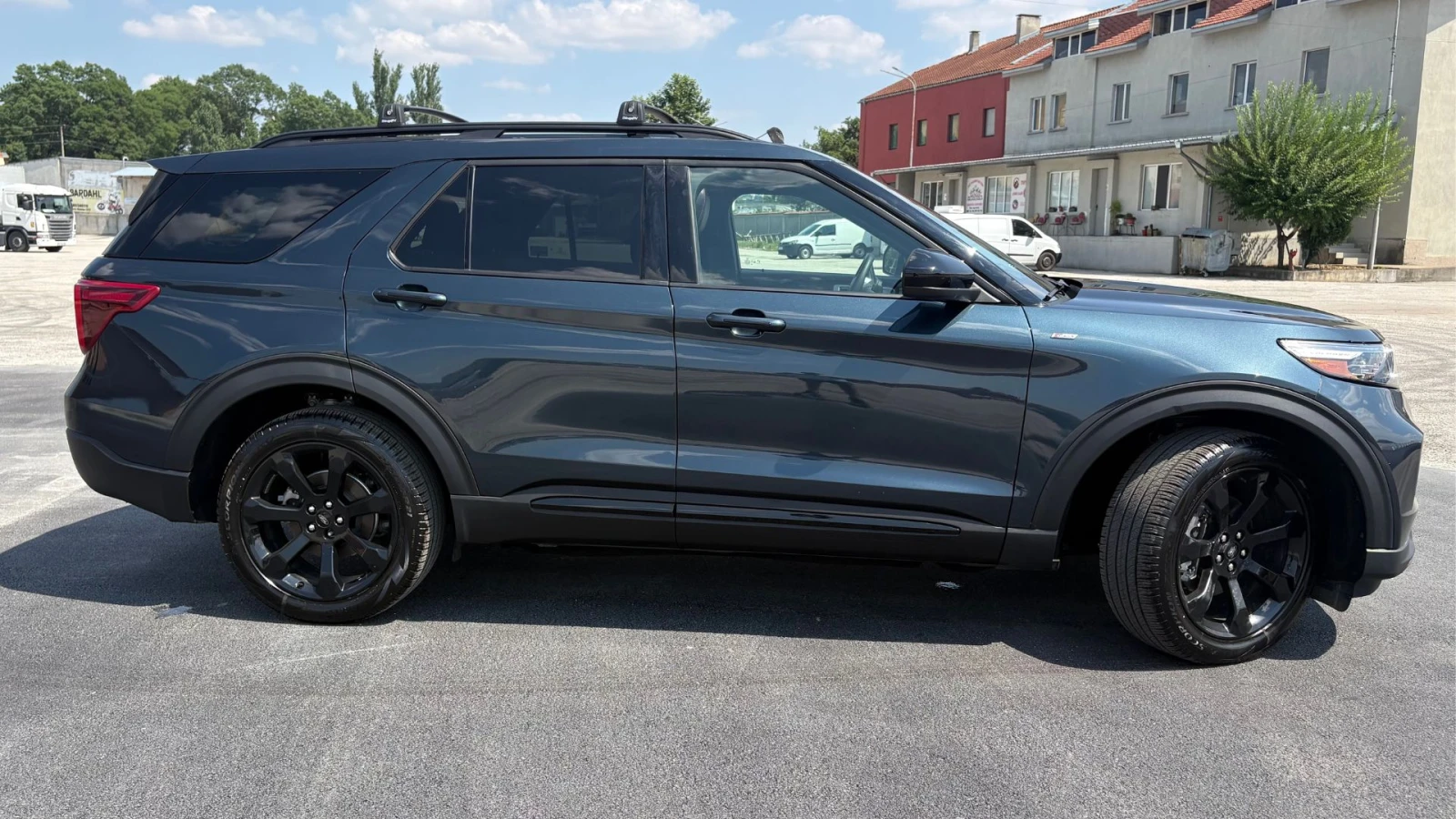 Ford Explorer ST  LINE 300кс NAvy 6 места, снимка 9 - Автомобили и джипове - 55122226