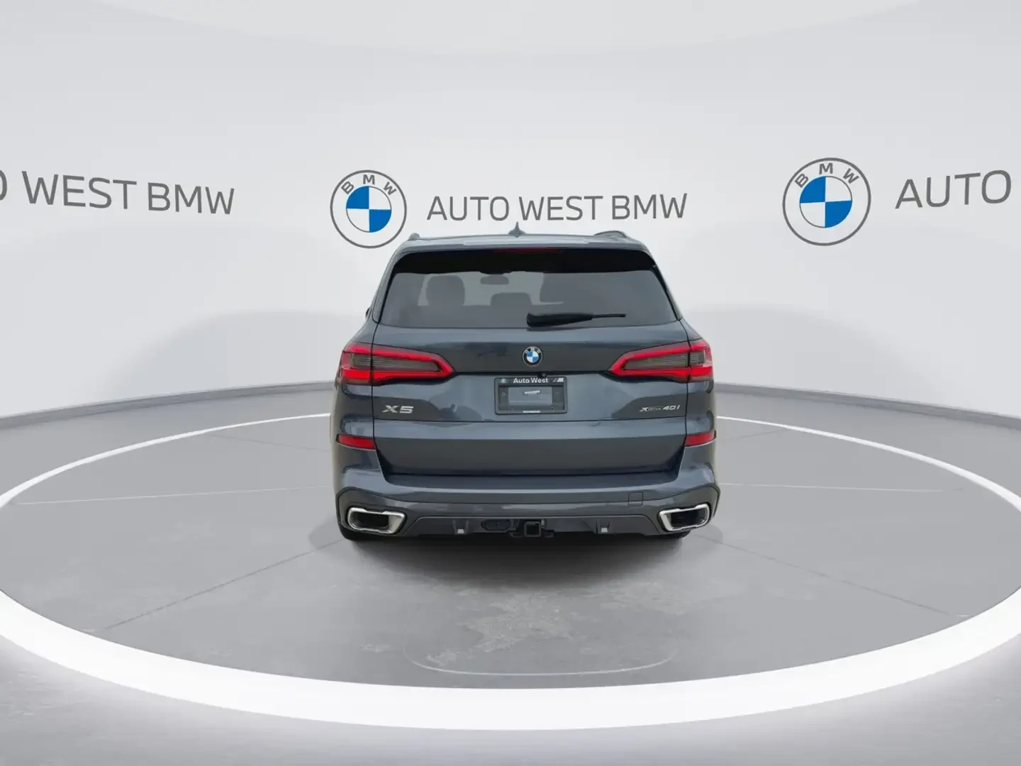 BMW X5 xD40i/HK/ЛАЗЕРИ/ВЪЗДУХ/КРИСТАЛ/ОБДУХВАНЕ/ПАНО/360, снимка 7 - Автомобили и джипове - 55377690