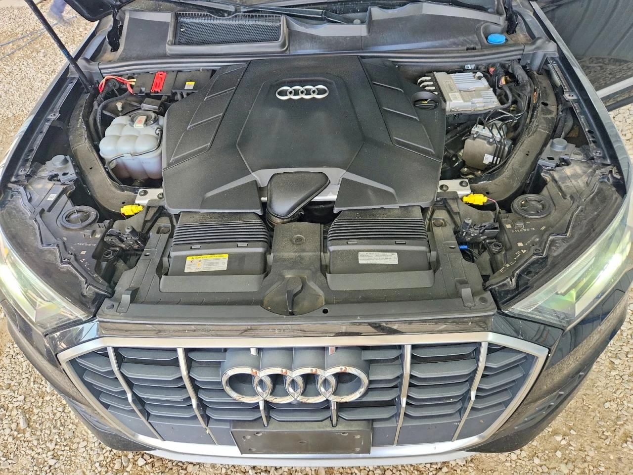 Audi Q7 3.0l Premium Plus, снимка 12 - Автомобили и джипове - 55931378