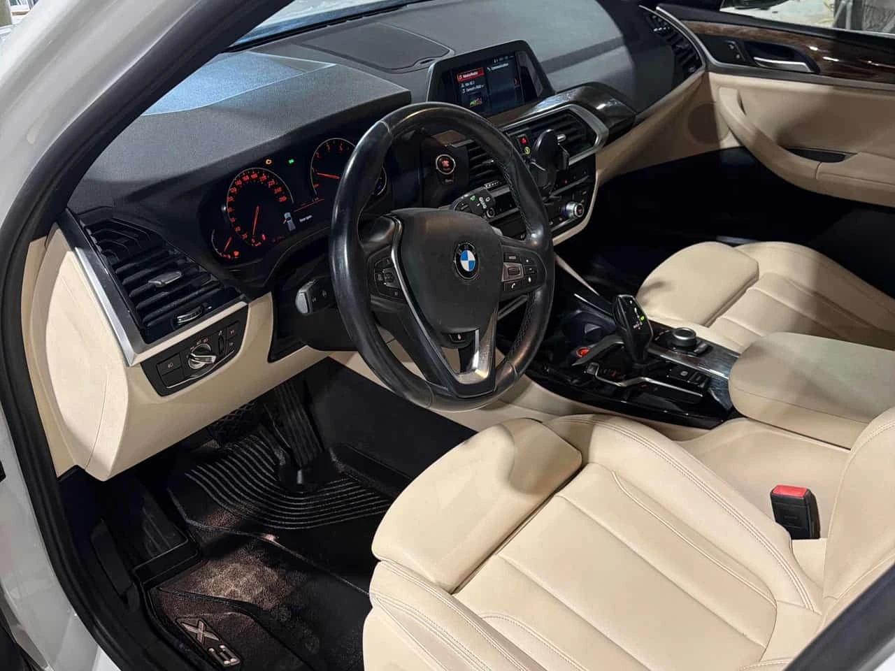 BMW X3 * xDrive30i * CARFAX * БЕЗ ПЪРВОНАЧАЛНА ВНОСКА, снимка 5 - Автомобили и джипове - 56187454