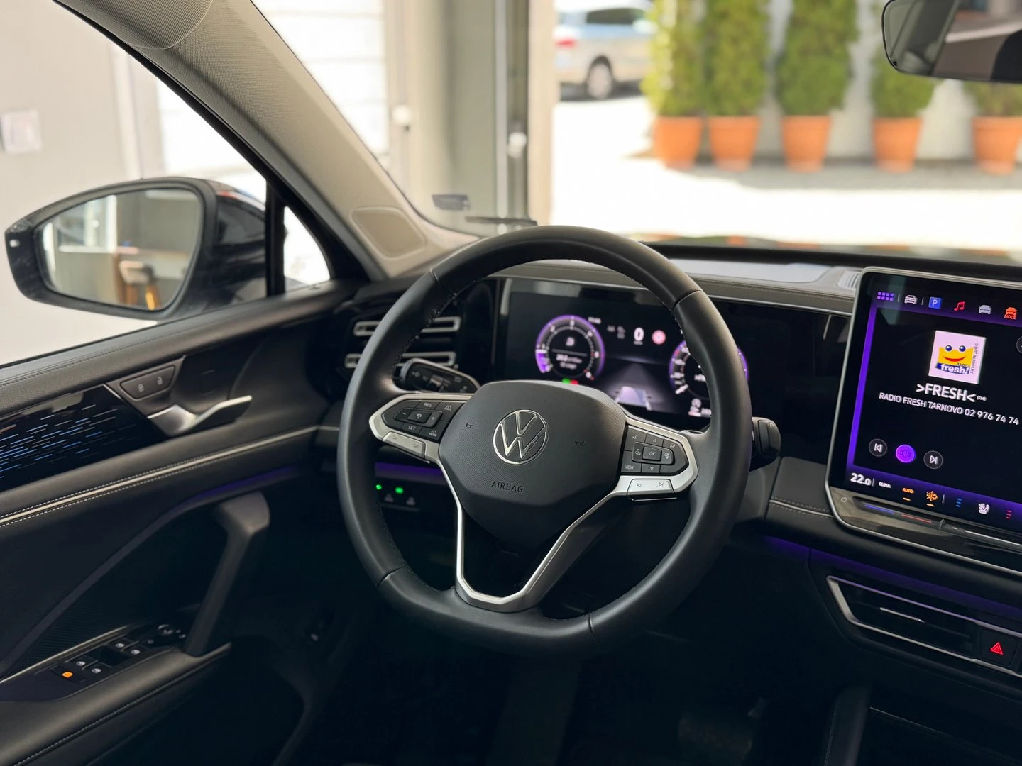 VW Tiguan, снимка 12 - Автомобили и джипове - 56633456