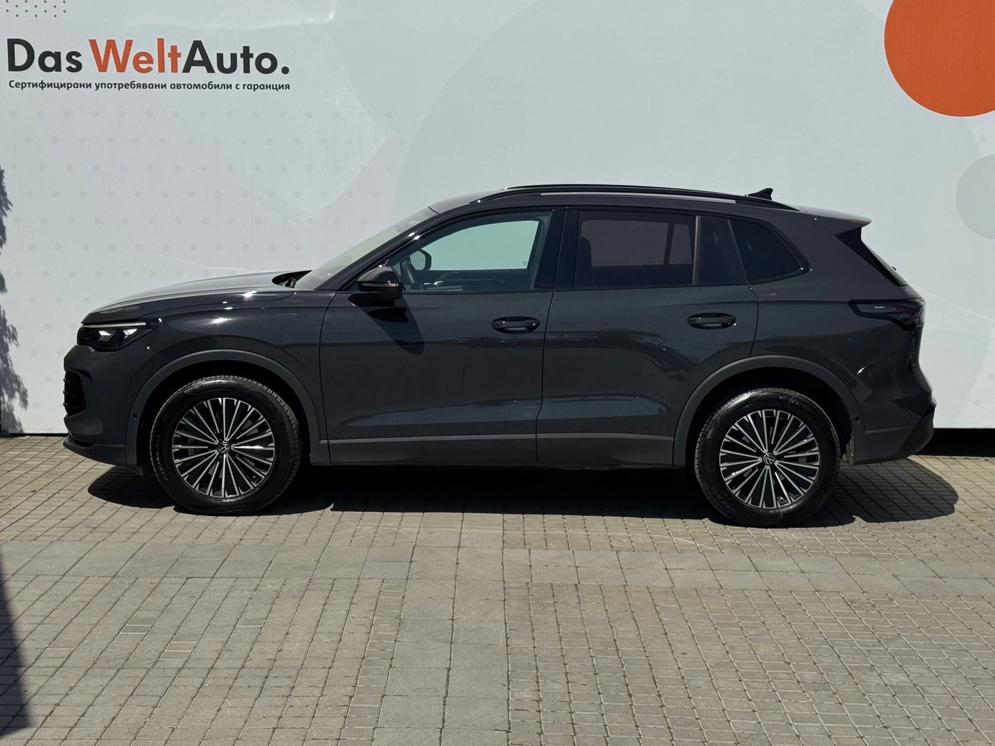 VW Tiguan, снимка 2 - Автомобили и джипове - 56633456