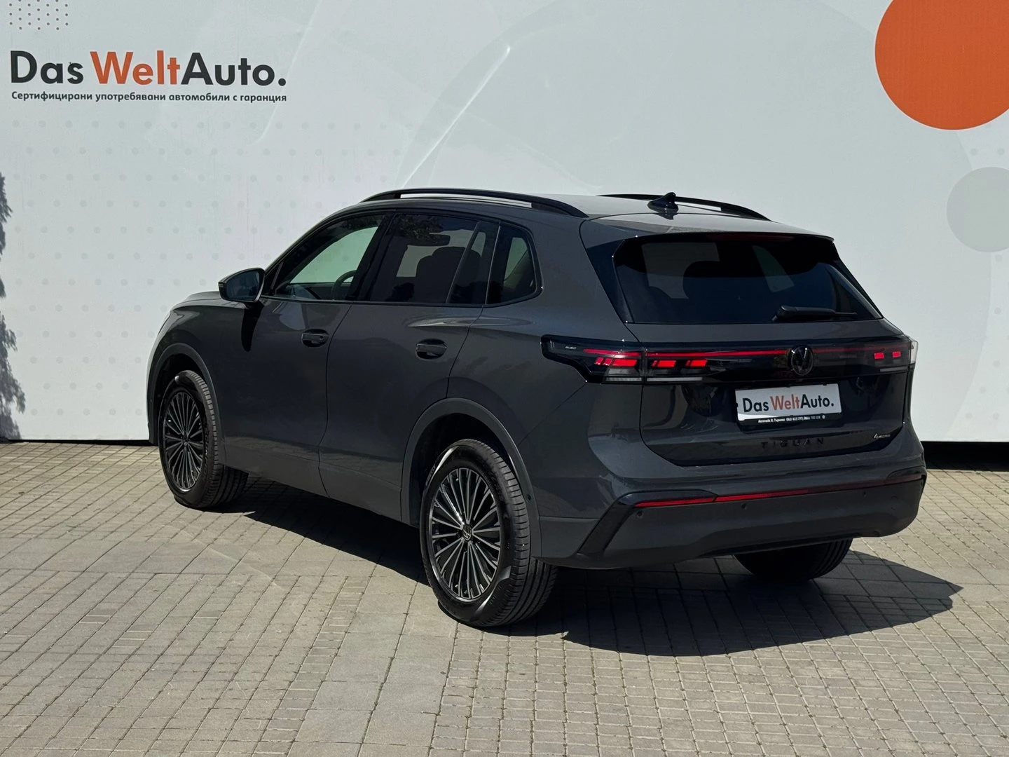 VW Tiguan, снимка 4 - Автомобили и джипове - 56633456