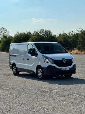 ������ Renault Trafic