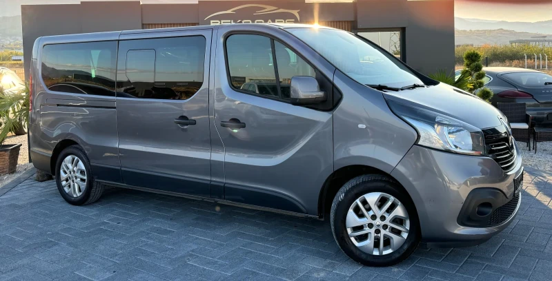 Renault Trafic 9-местен внос от Белгия, снимка 2 - Бусове и автобуси - 47611058