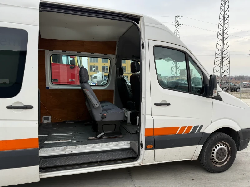 VW Crafter 4+ 1, снимка 7 - Бусове и автобуси - 48155095