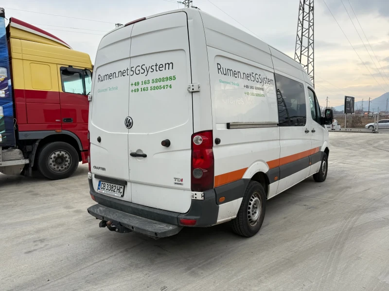 VW Crafter 4+ 1, снимка 4 - Бусове и автобуси - 48155095