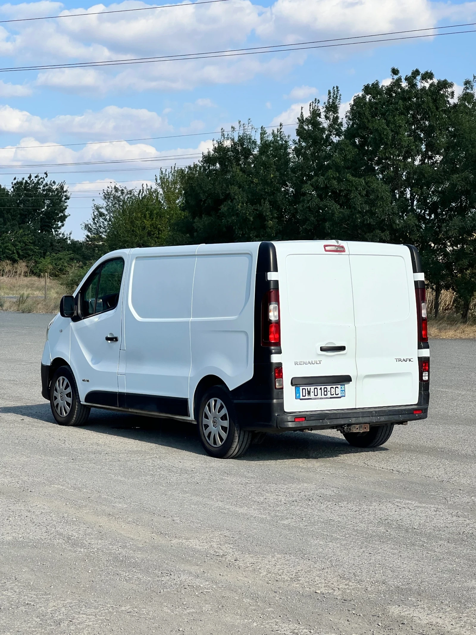 Renault Trafic, снимка 10 - Бусове и автобуси - 55605853