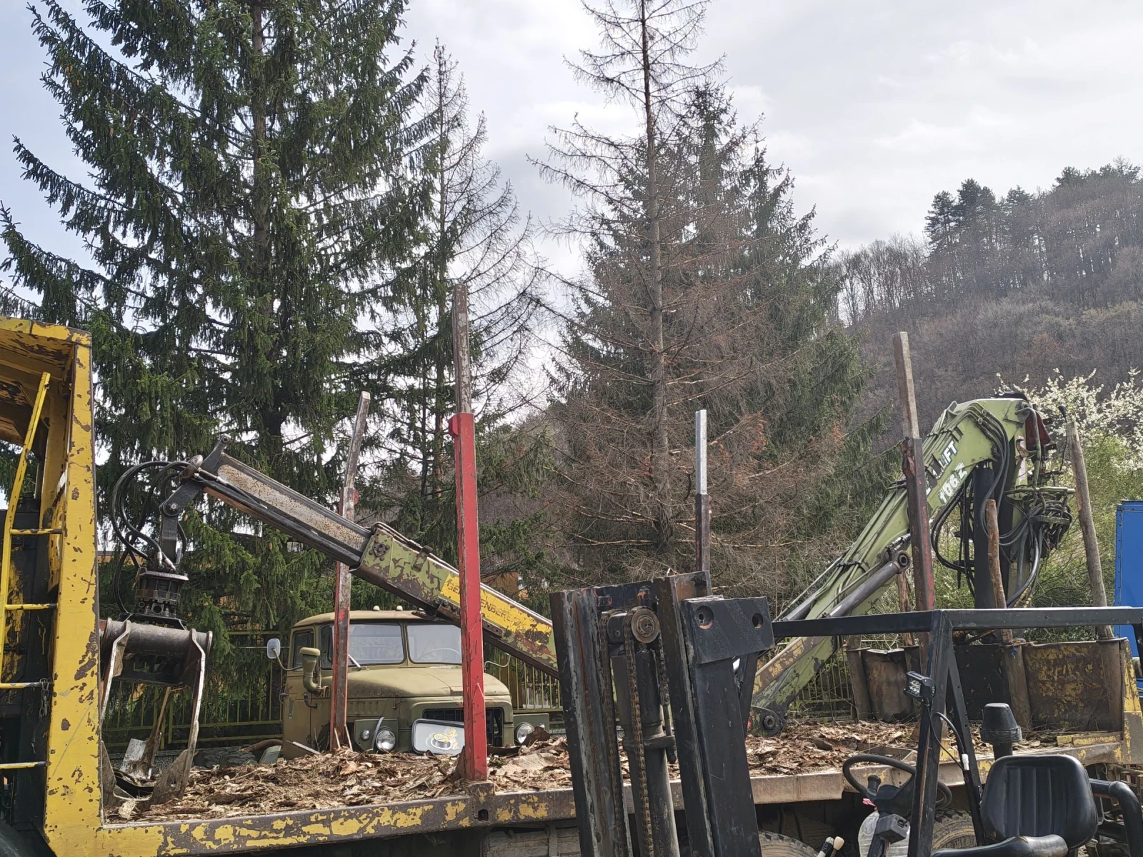 Mercedes-Benz 2535 Трупчийка оригинално от завода, снимка 13 - Камиони - 54180655