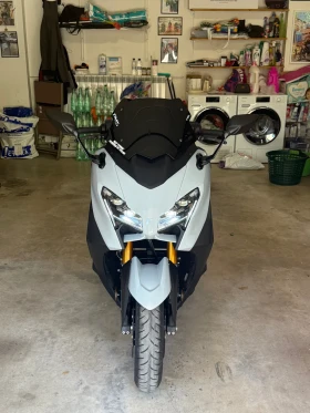     Yamaha T-max 2025.4 