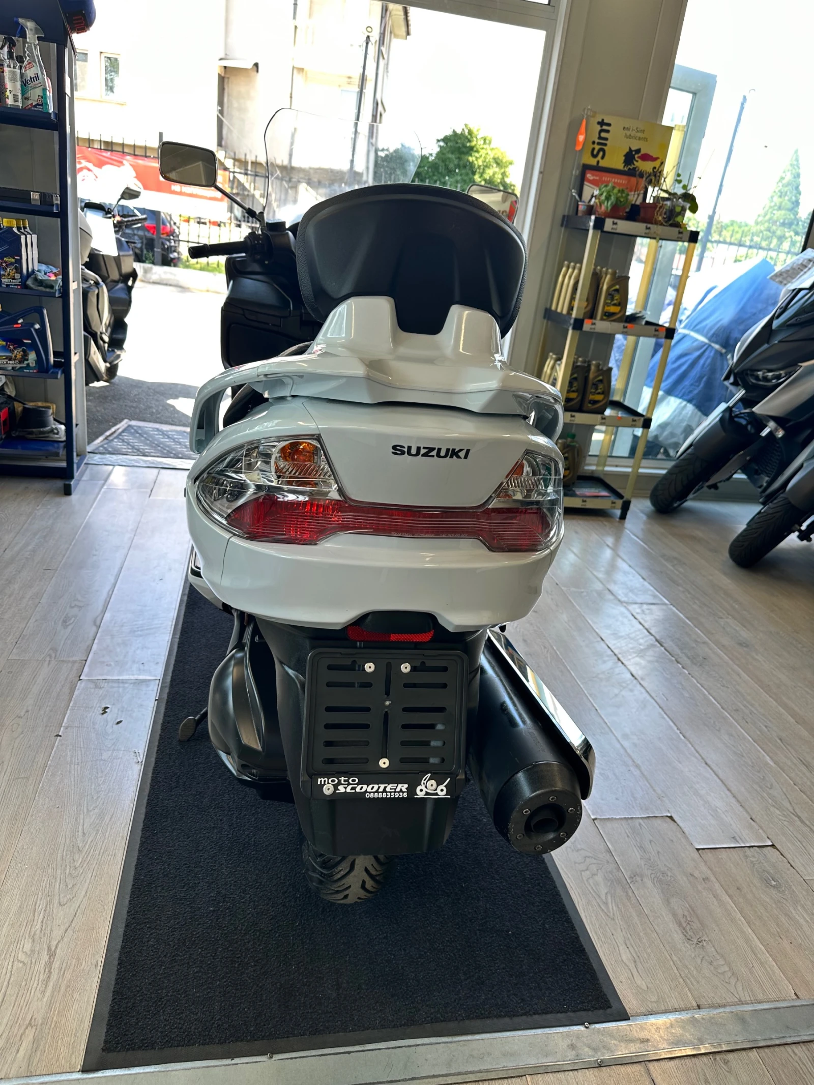 Suzuki Burgman 400i ABS 05.2016г., снимка 15 - Мотоциклети и мототехника - 55845527