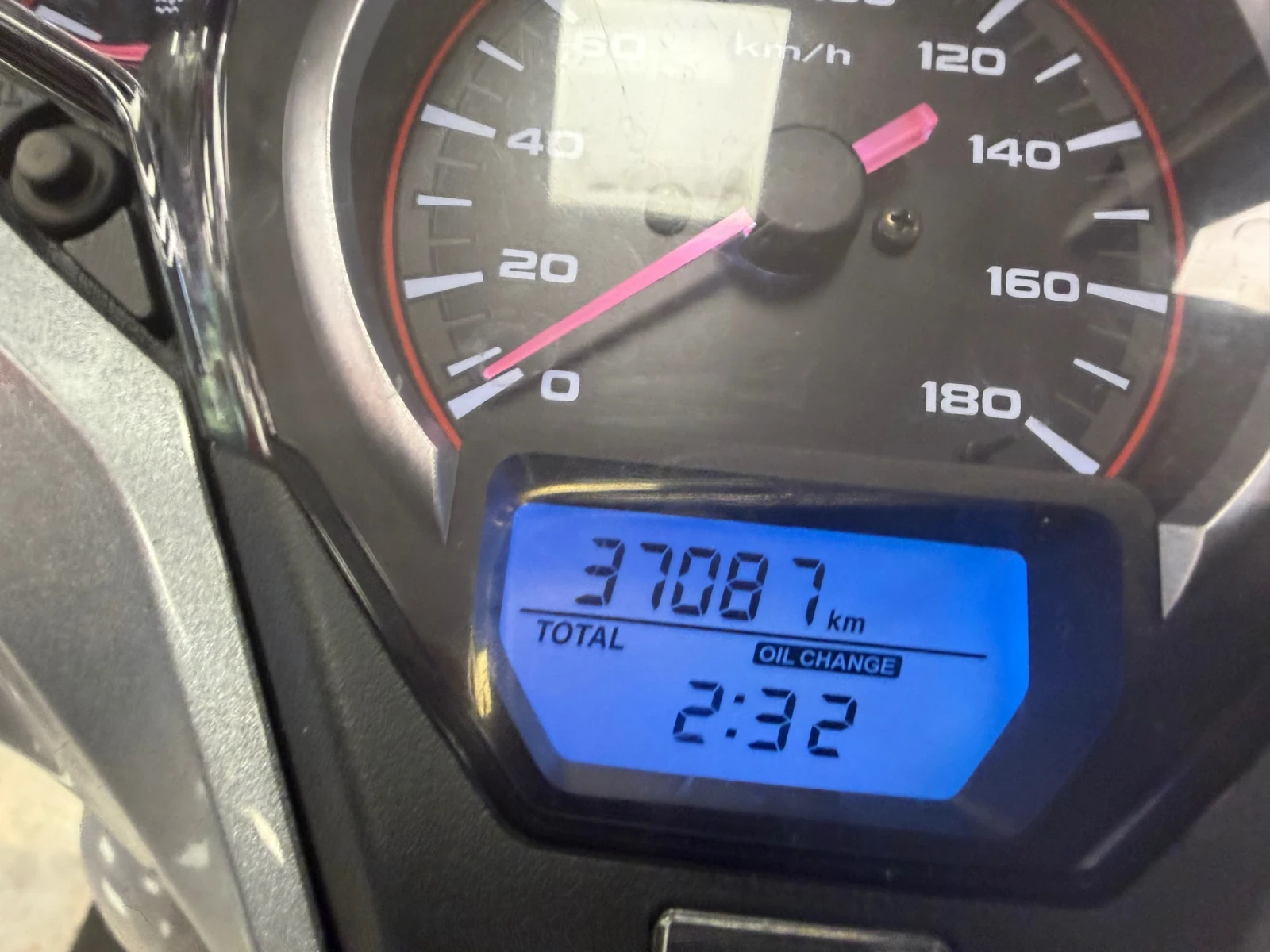Honda Sh 300I 2016, снимка 12 - Мотоциклети и мототехника - 56020373