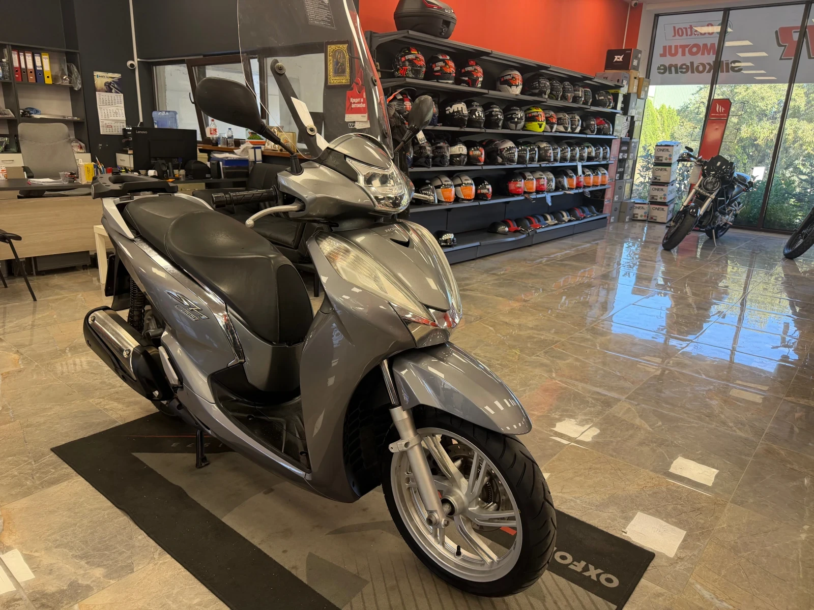 Honda Sh 300I 2016, снимка 2 - Мотоциклети и мототехника - 56020373