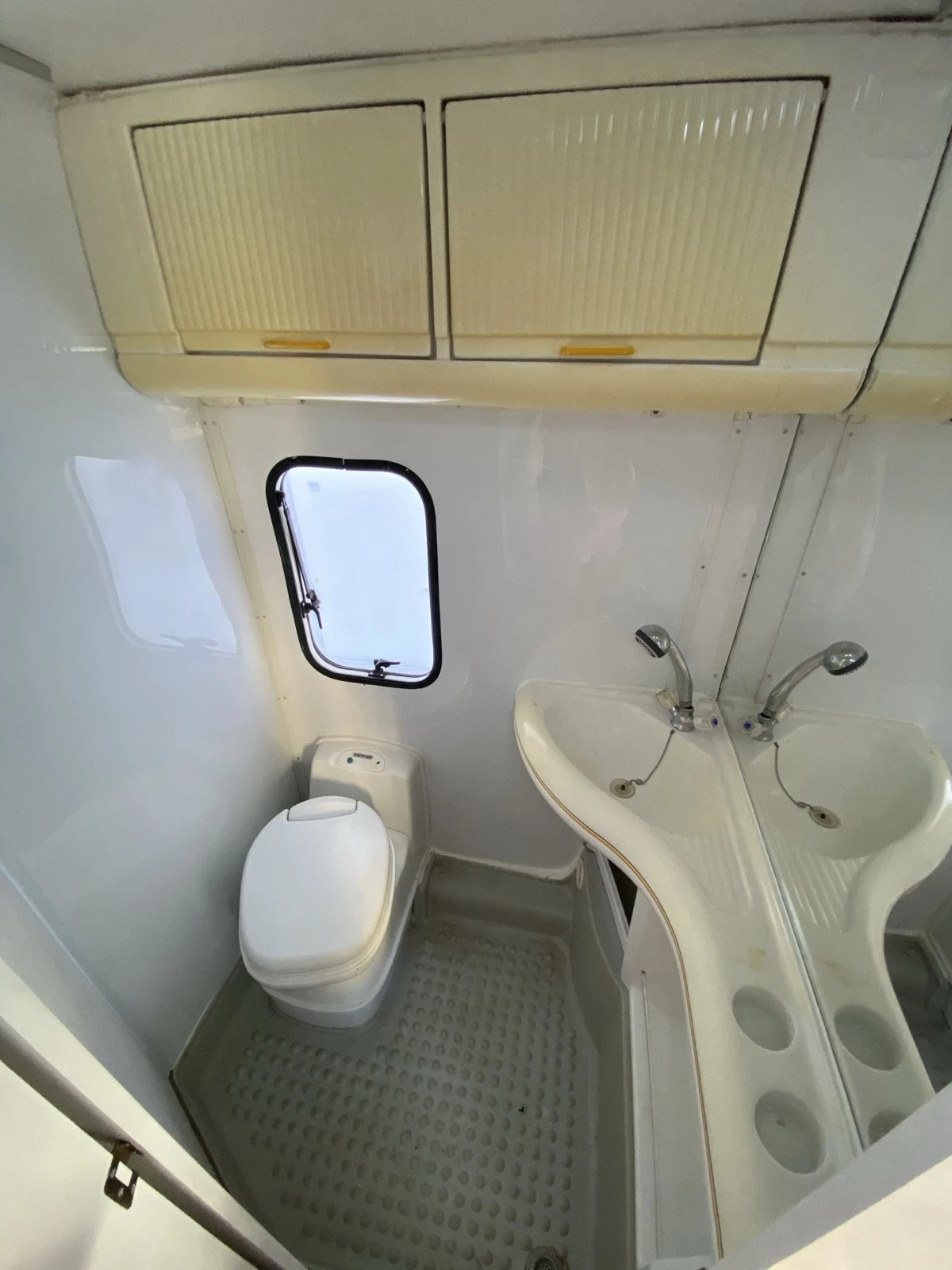 Кемпер Ford Transit 2.5d turbo - изображение 4