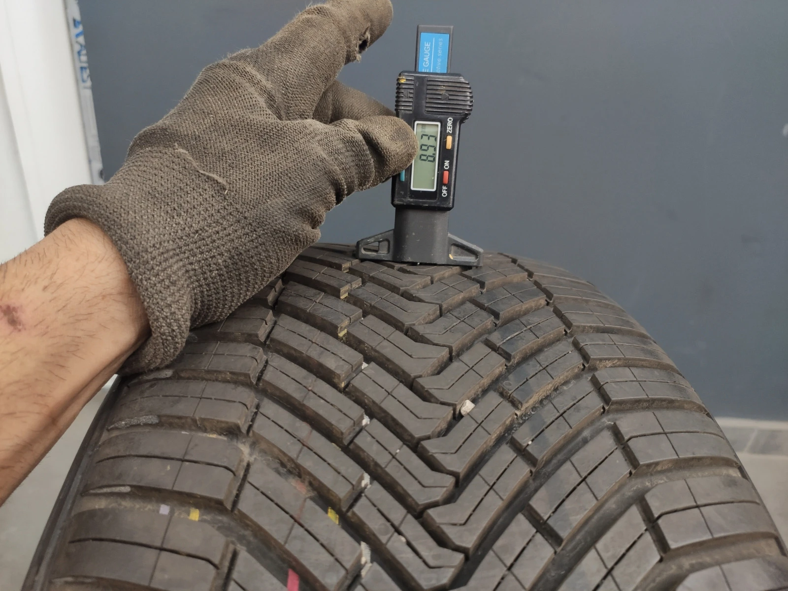  225/40R18 | Mobile.bg   4