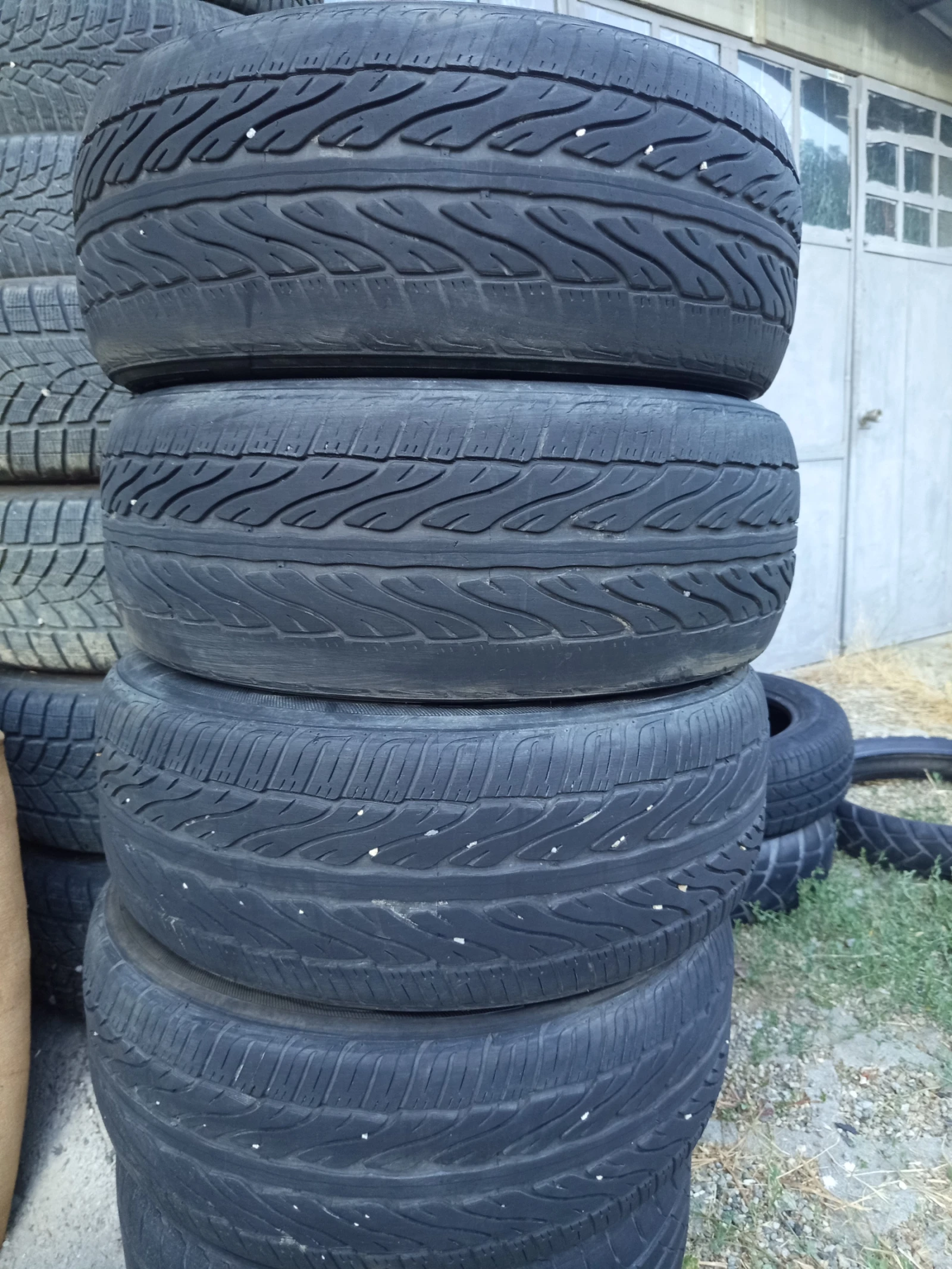Гуми Летни 235/60R16