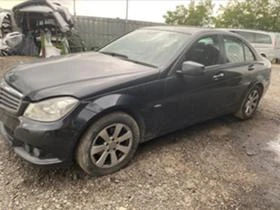 Mercedes-Benz C 200 651 двигател на части, снимка 2