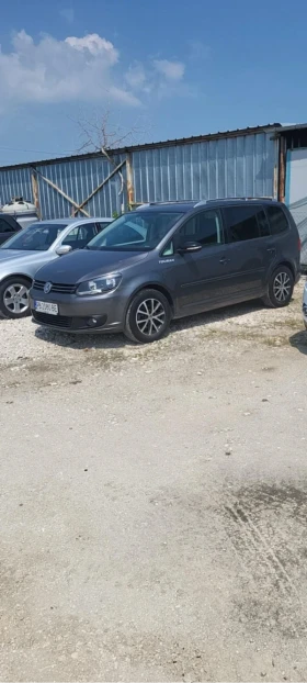 VW Touran 1.6TDI 7DSG, снимка 2