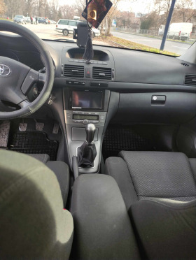 Toyota Avensis, снимка 6 - Автомобили и джипове - 44826845