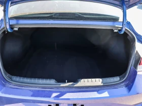 Hyundai Elantra Preferred * ПОДГРЕВ * КАМЕРА * ПЕРФЕКТЕН ЗА ГАЗ | Auto.bg — изображение 12