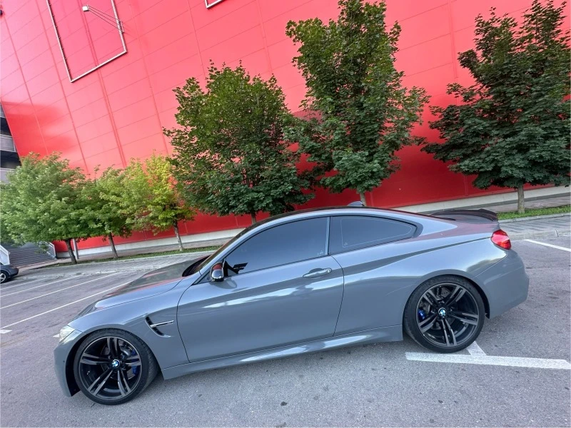 BMW M4 * БАРТЕР* БЕЗ* УДАРИ, снимка 2 - Автомобили и джипове - 46489893