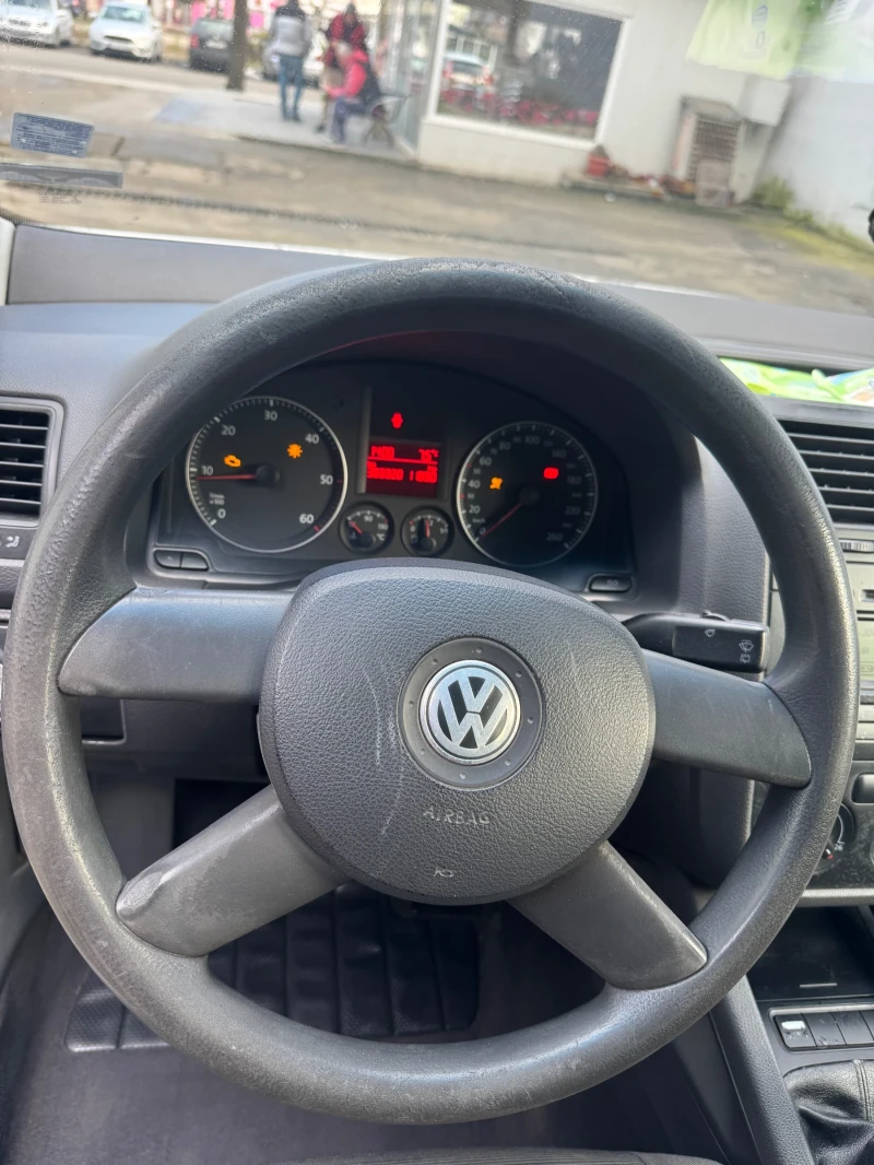 VW Golf Голф 5 SDI 2.0, снимка 10 - Автомобили и джипове - 48756277