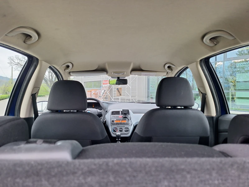 Fiat Punto 1.4i , снимка 9 - Автомобили и джипове - 49901456