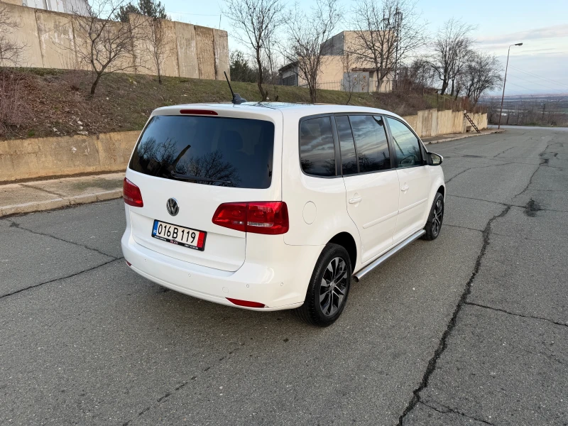 VW Touran 2000-140 ks AVTOMAT, снимка 7 - Автомобили и джипове - 52001846