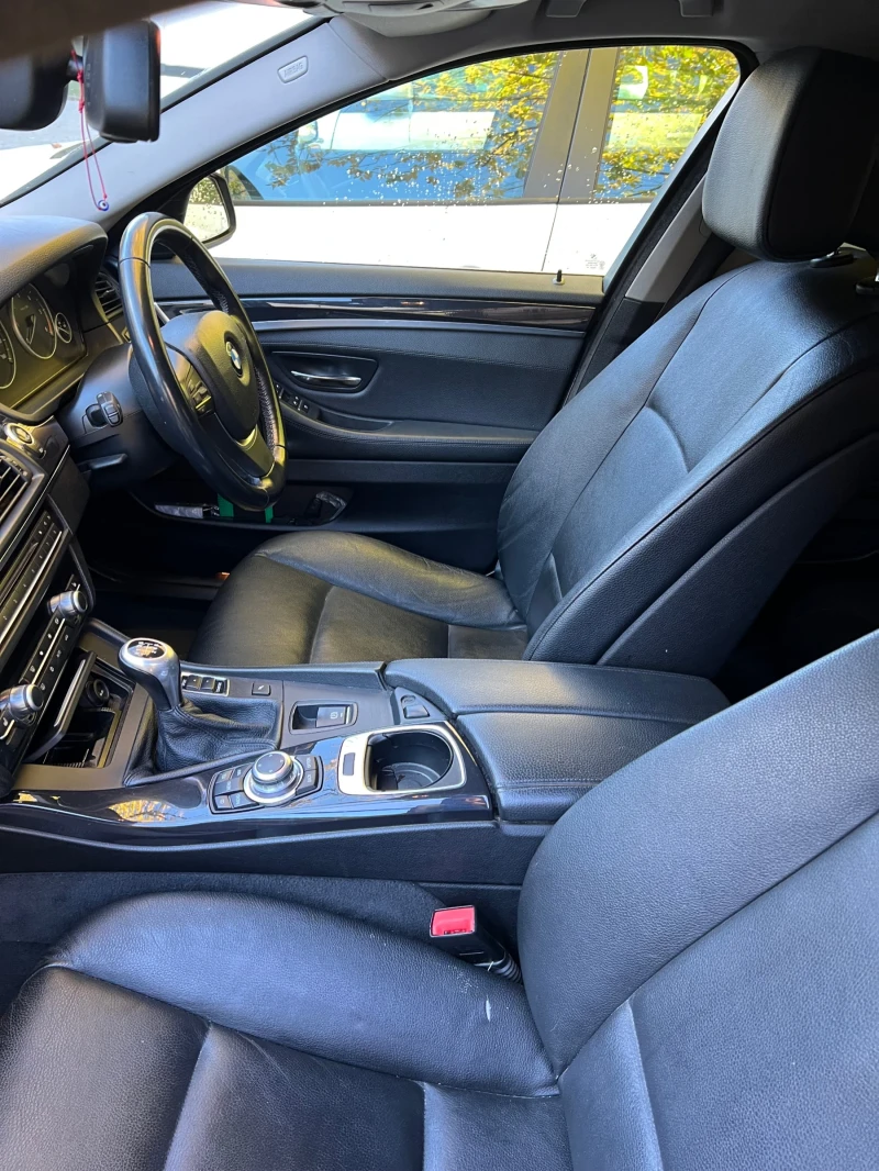 BMW 520 Efficient dinamics , снимка 8 - Автомобили и джипове - 52375164