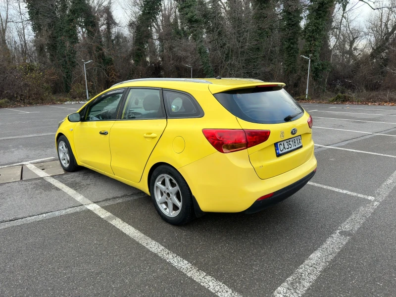Kia Ceed LPG, снимка 4 - Автомобили и джипове - 53077407
