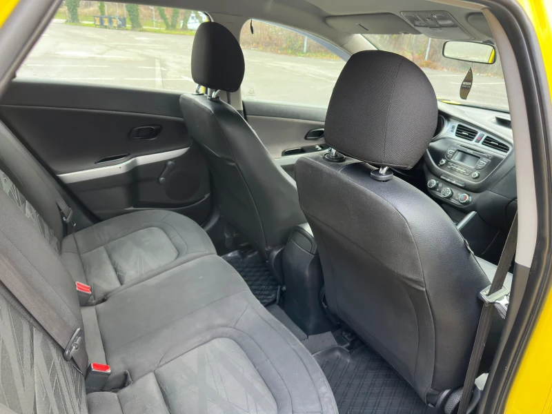 Kia Ceed LPG, снимка 9 - Автомобили и джипове - 53077407