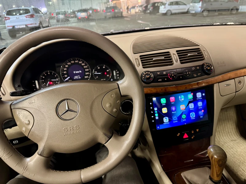Mercedes-Benz E 270, снимка 7 - Автомобили и джипове - 53407163