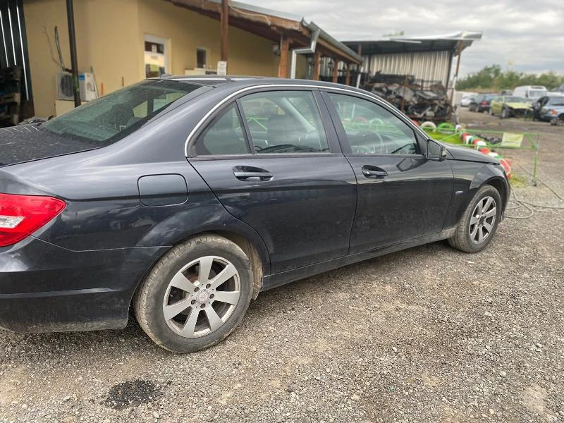 Mercedes-Benz C 200 651 двигател на части, снимка 4 - Автомобили и джипове - 29197666