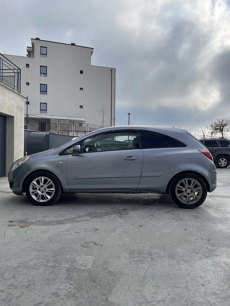 Opel Corsa, снимка 5 - Автомобили и джипове - 48783859