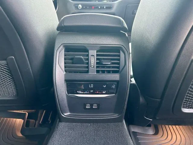 BMW 330 I, снимка 16 - Автомобили и джипове - 55578119