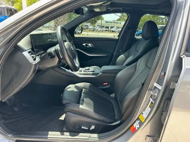 BMW 330 I, снимка 10 - Автомобили и джипове - 55578119