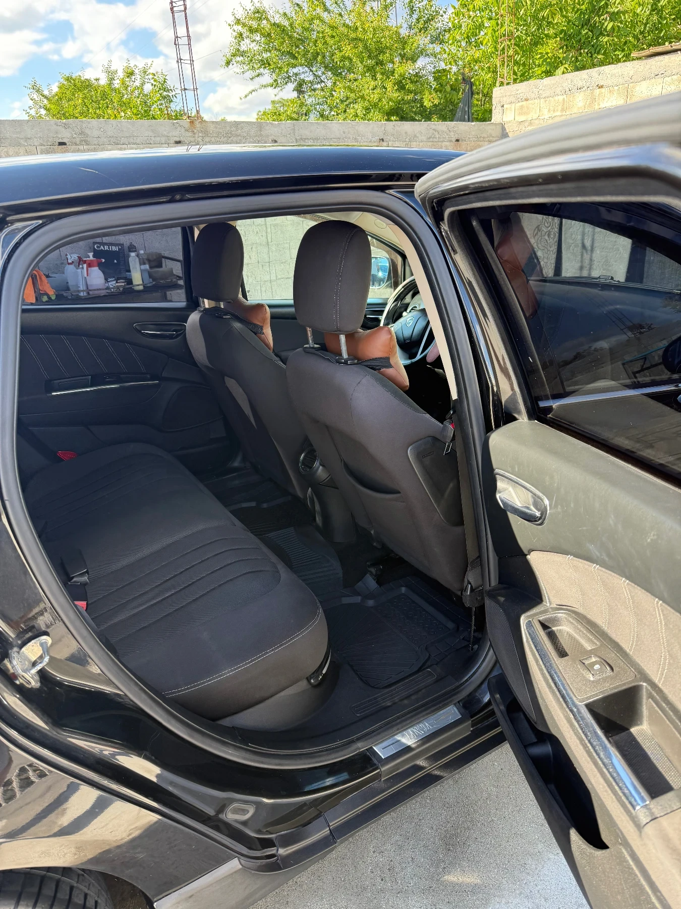 Lancia Delta 1.4 Tjet Газ-Бензин 120кс. NAVI 6ск. Регистрирана - изображение 8