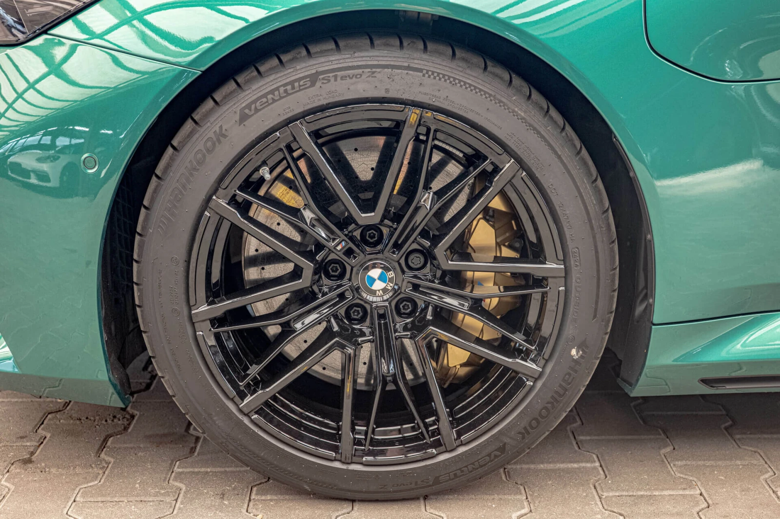 BMW M5 4.4 V8 Hybrid/Керамика/Bower&Wilkins/HuD/Обдухване - изображение 5