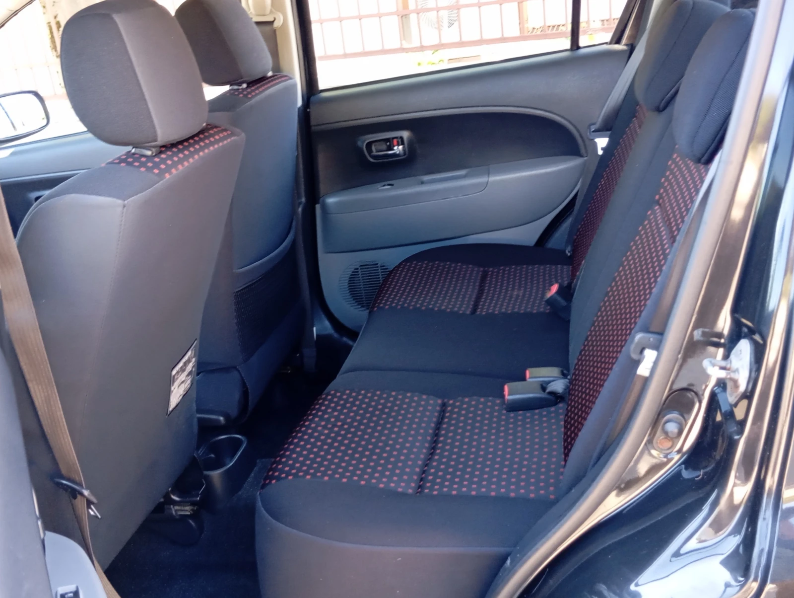 Daihatsu Sirion 1.5-I- | Mobile.bg   13