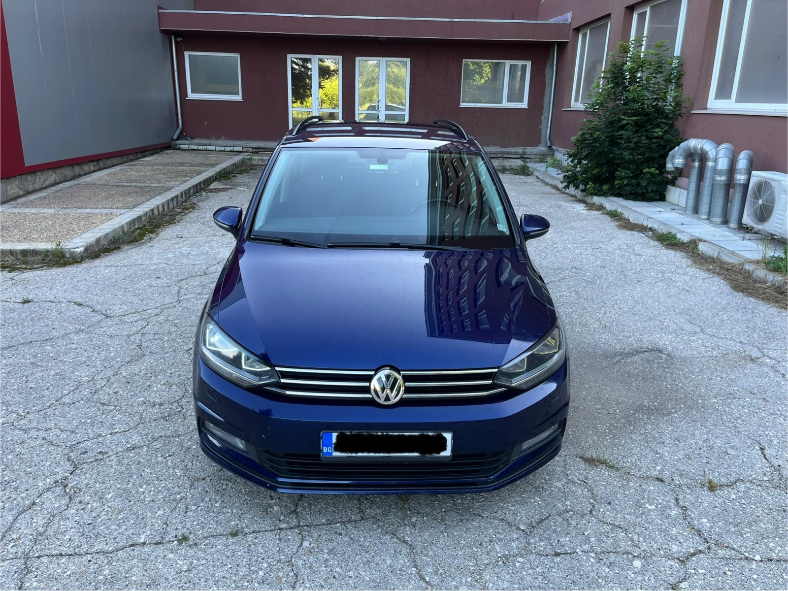 VW Touran 1.6 | Mobile.bg — изображение 1