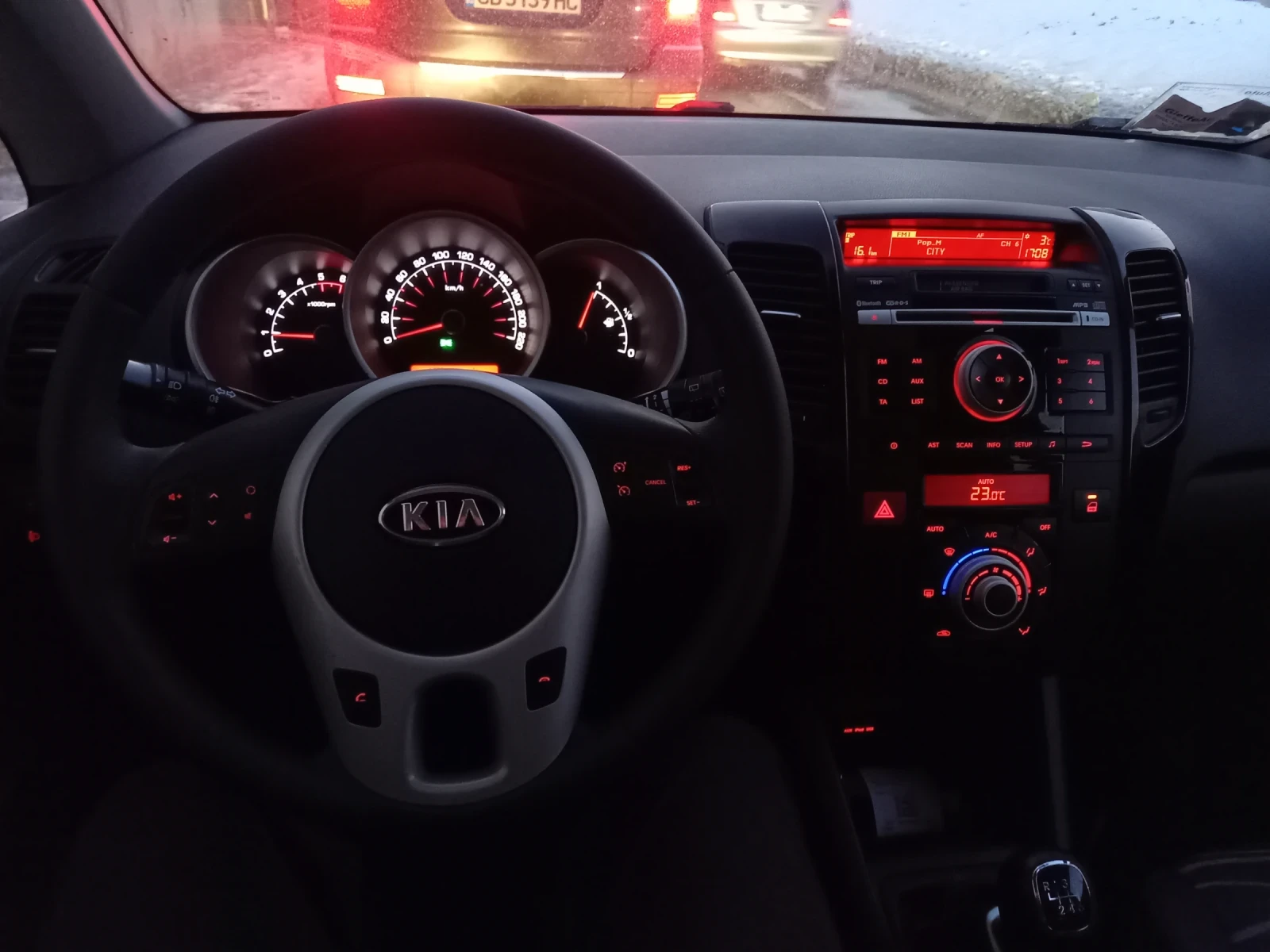 Kia Venga 1.6, 116кс - изображение 6