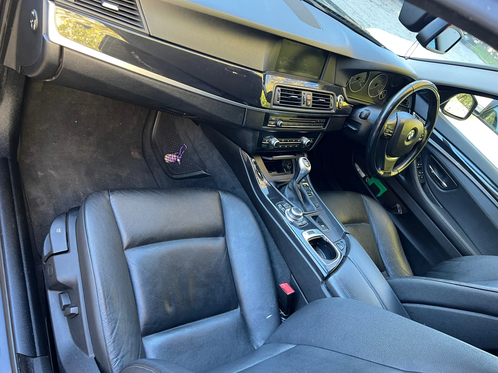 BMW 520 Efficient dinamics  - изображение 7